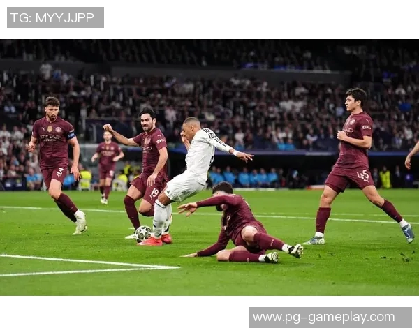 莱比锡与曼城友谊赛激战四三帽子戏法引爆全场精彩瞬间回顾